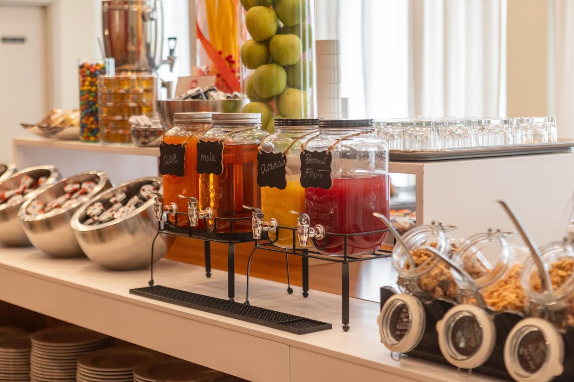 Hotel Royal Falcone Monza Eksteriør billede