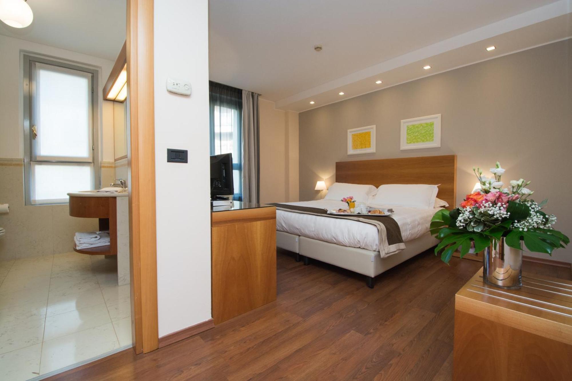 Hotel Royal Falcone Monza Eksteriør billede
