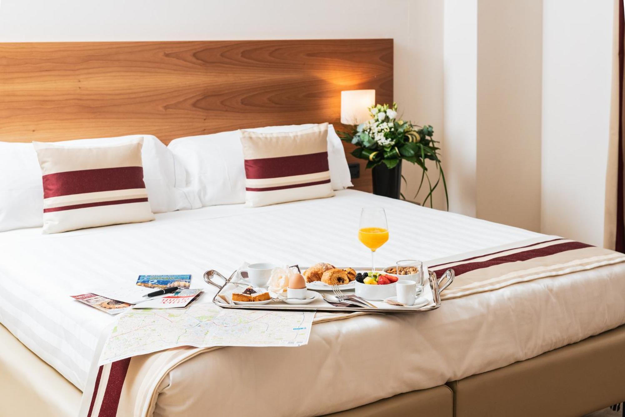 Hotel Royal Falcone Monza Eksteriør billede