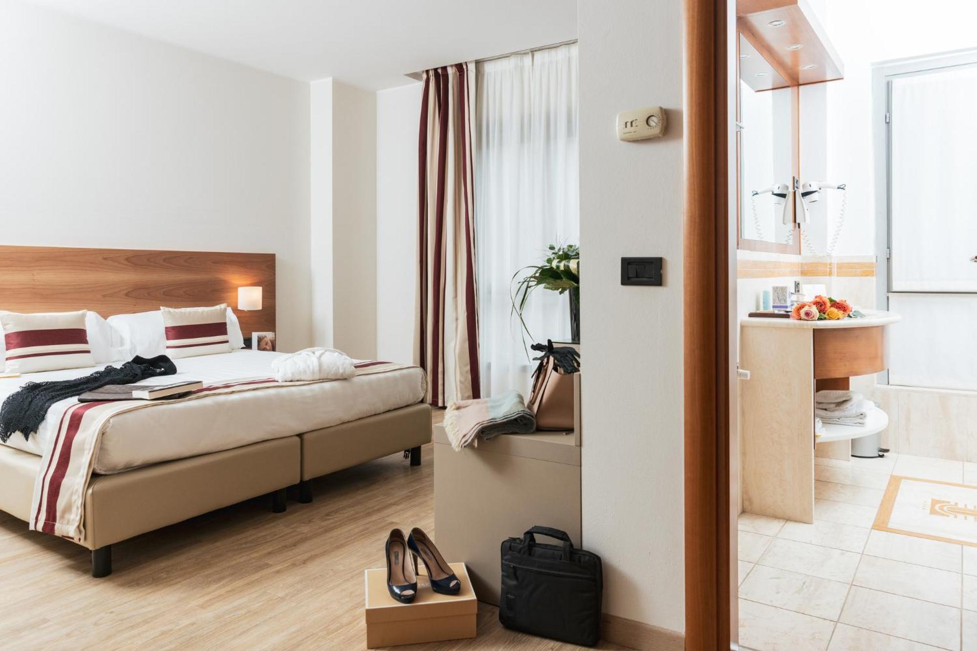 Hotel Royal Falcone Monza Eksteriør billede